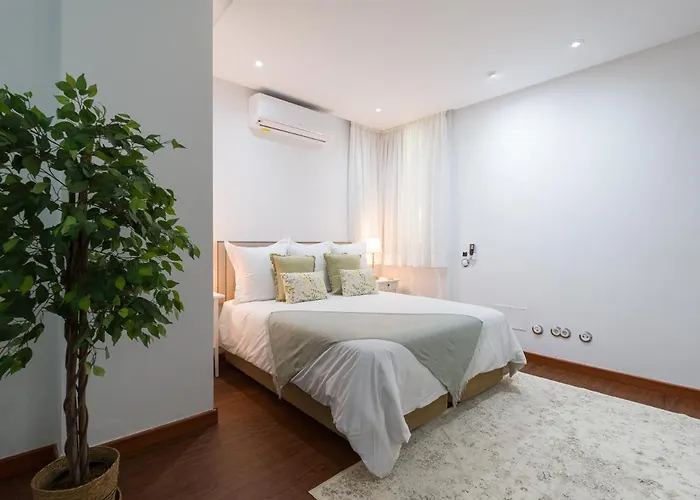 Family Ciudad Jardin *