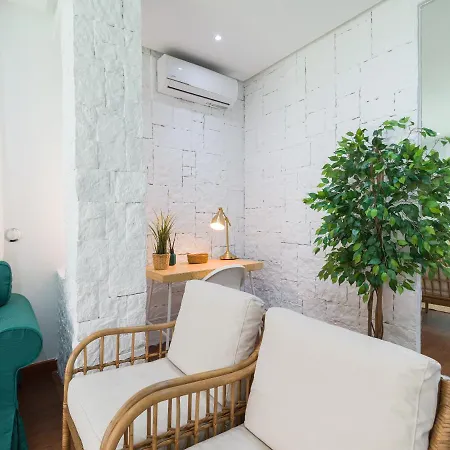 Family Ciudad Jardín Apartamento *