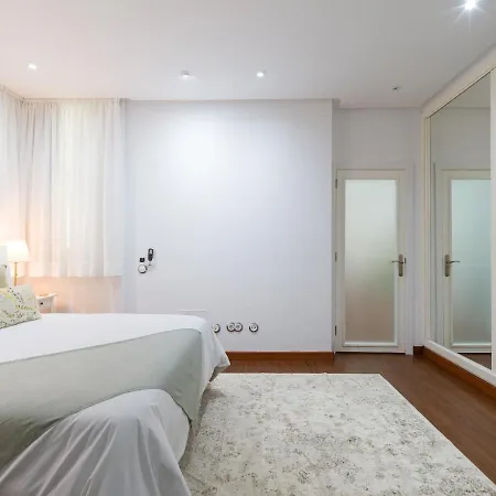 Family Ciudad Jardín Apartamento